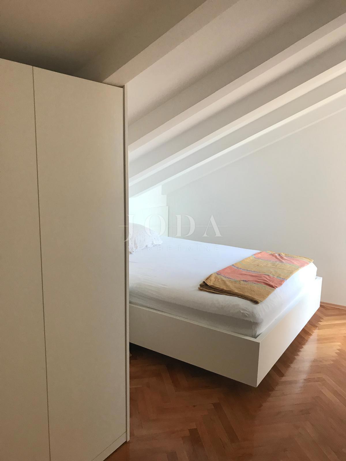 Casa Novi Vinodolski, 150m2