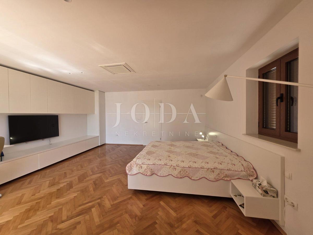 Casa Novi Vinodolski, 150m2