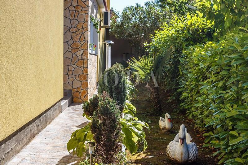 Casa indipendente con giardino paesaggistico e vista mare