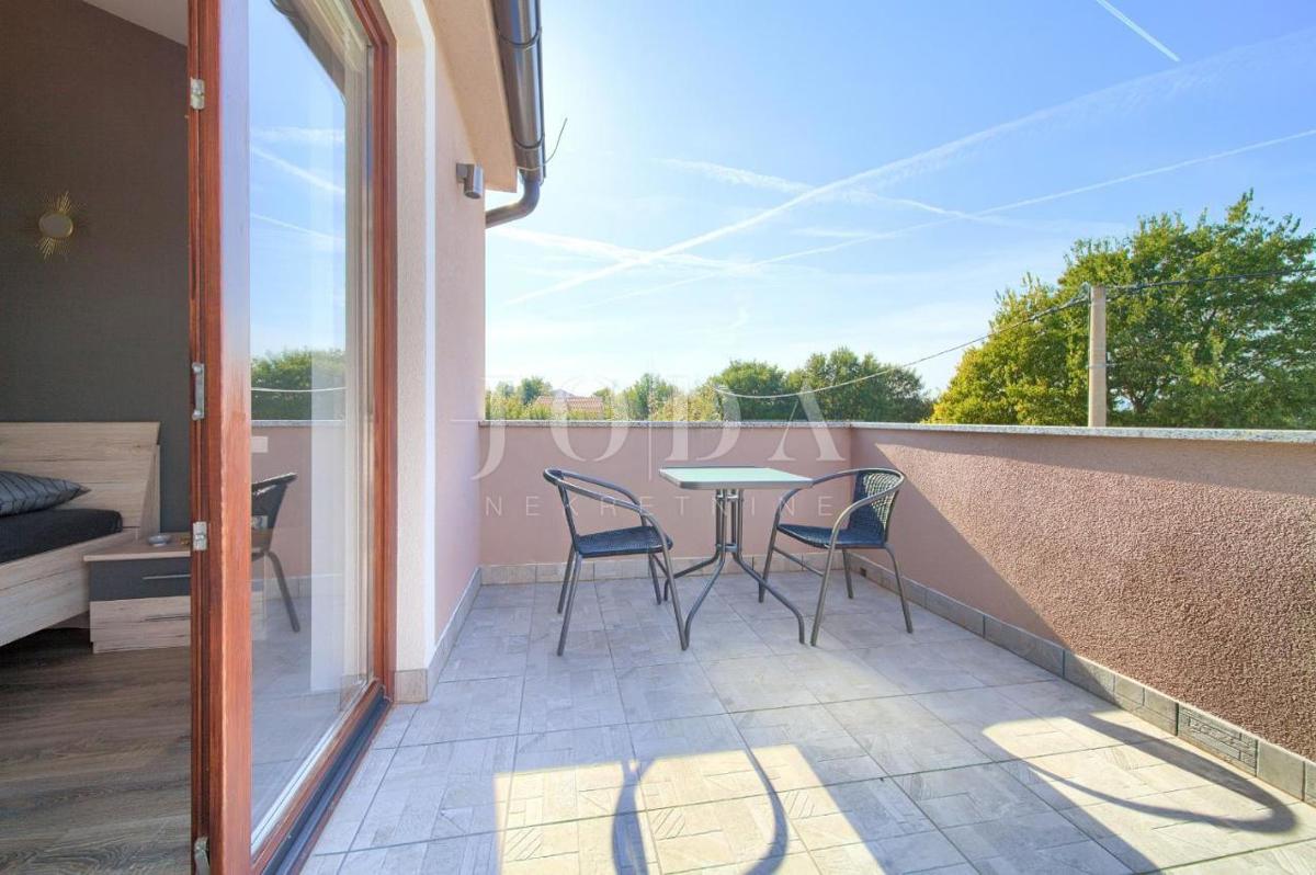 Bellisima villa con piscina, vicino di Malinska