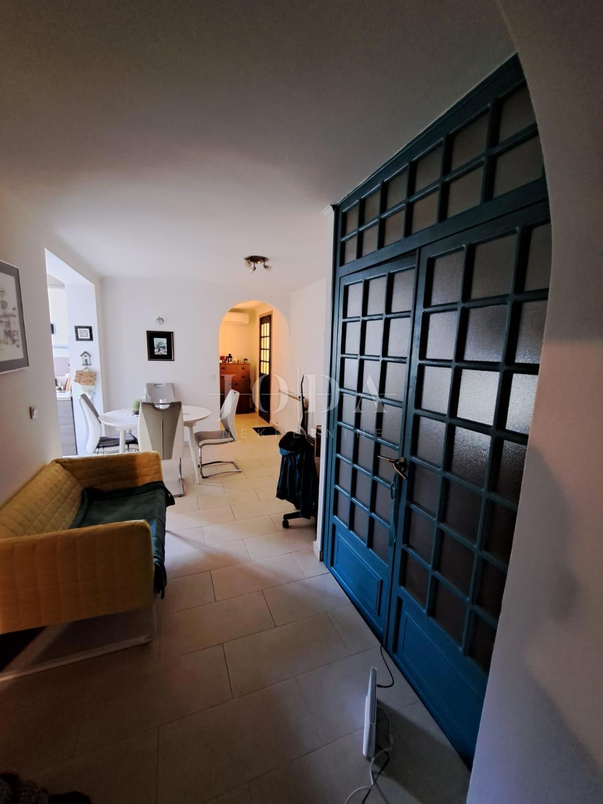 Detached house with a large garden - Njivice, island of Krk