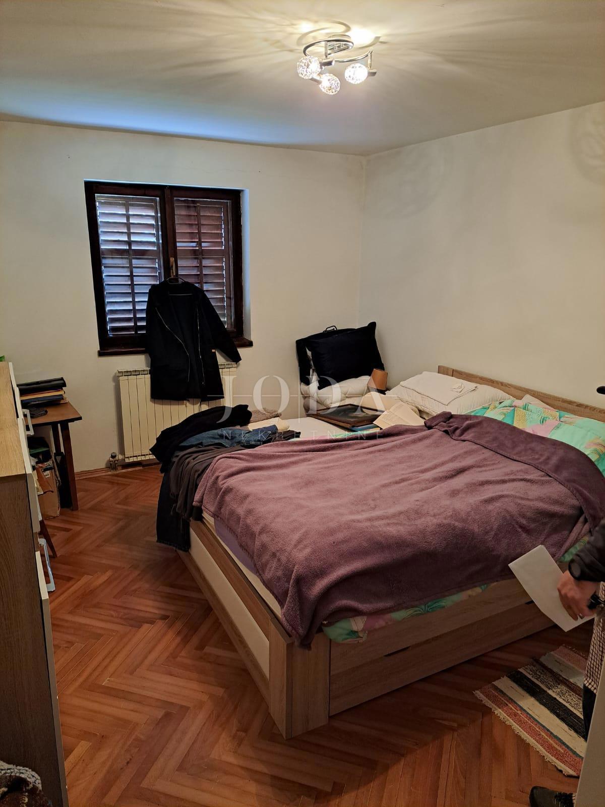 Detached house with a large garden - Njivice, island of Krk