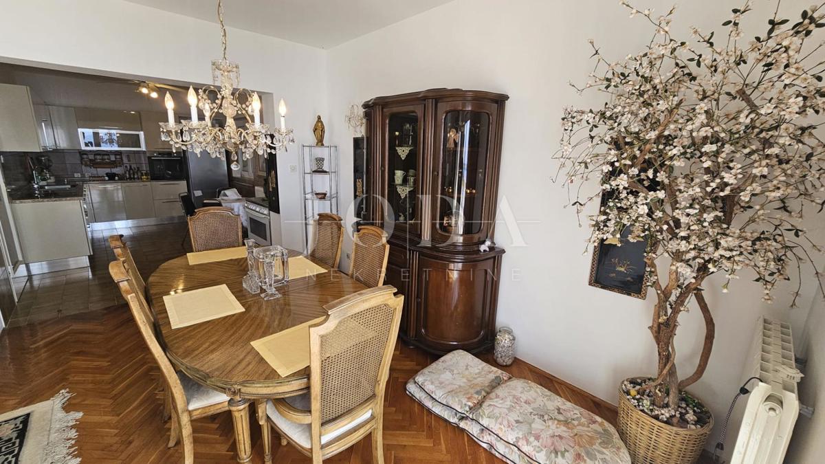 Casa Dramalj, Crikvenica, 250m2