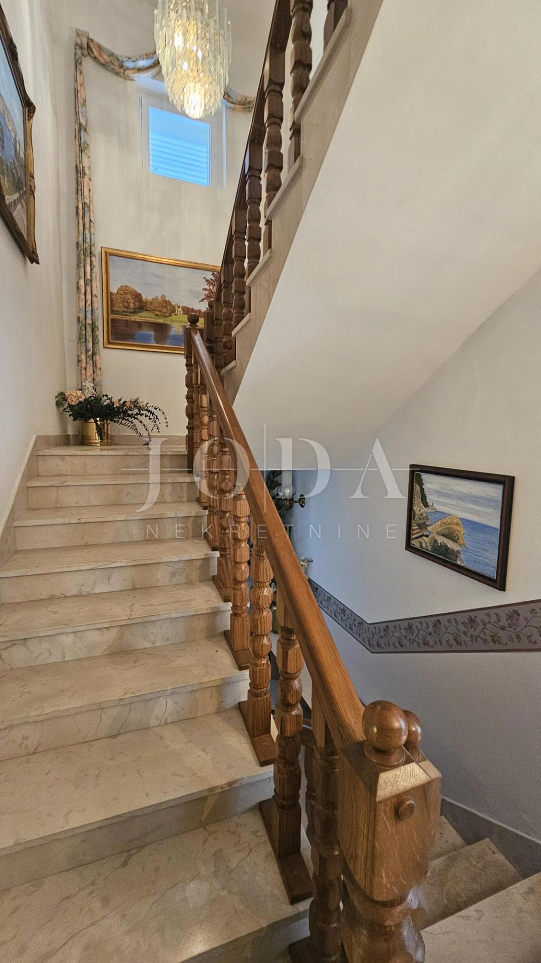 Casa Dramalj, Crikvenica, 250m2