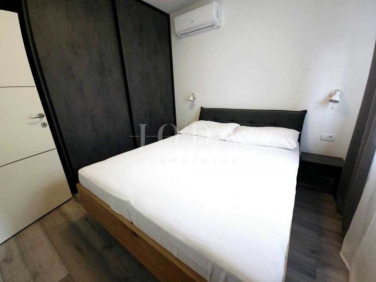 Casa bifamiliare in ottima posizione, Malinska centro