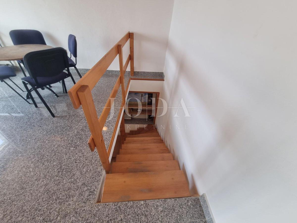 Casa Novi Vinodolski, 80m2