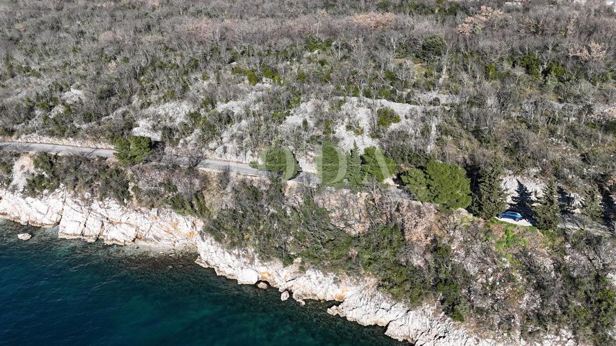 Crikvenica, Terreno Edificabile a Destinazione Turistica, Prima Fila sul Mare