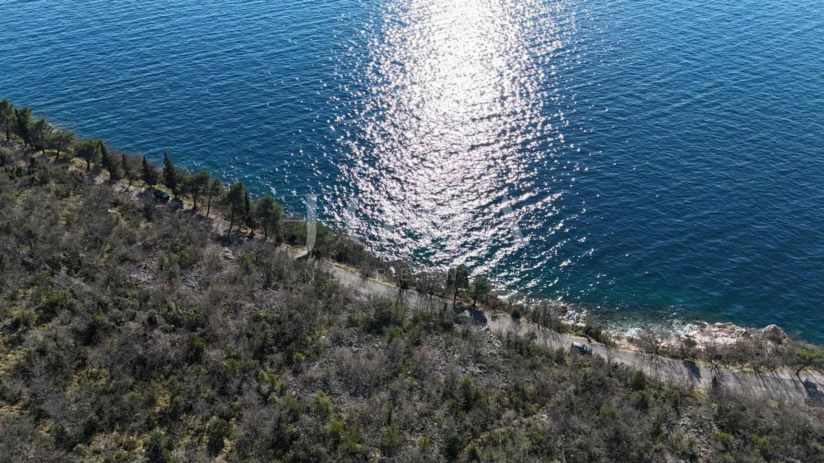 Crikvenica, Terreno Edificabile a Destinazione Turistica, Prima Fila sul Mare