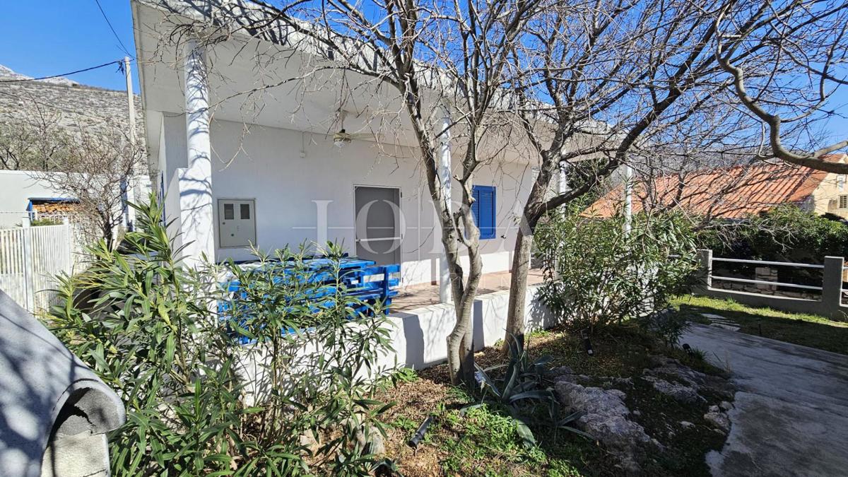 Casa Lukovo Šugarje, Karlobag, 95m2, vicino al mare