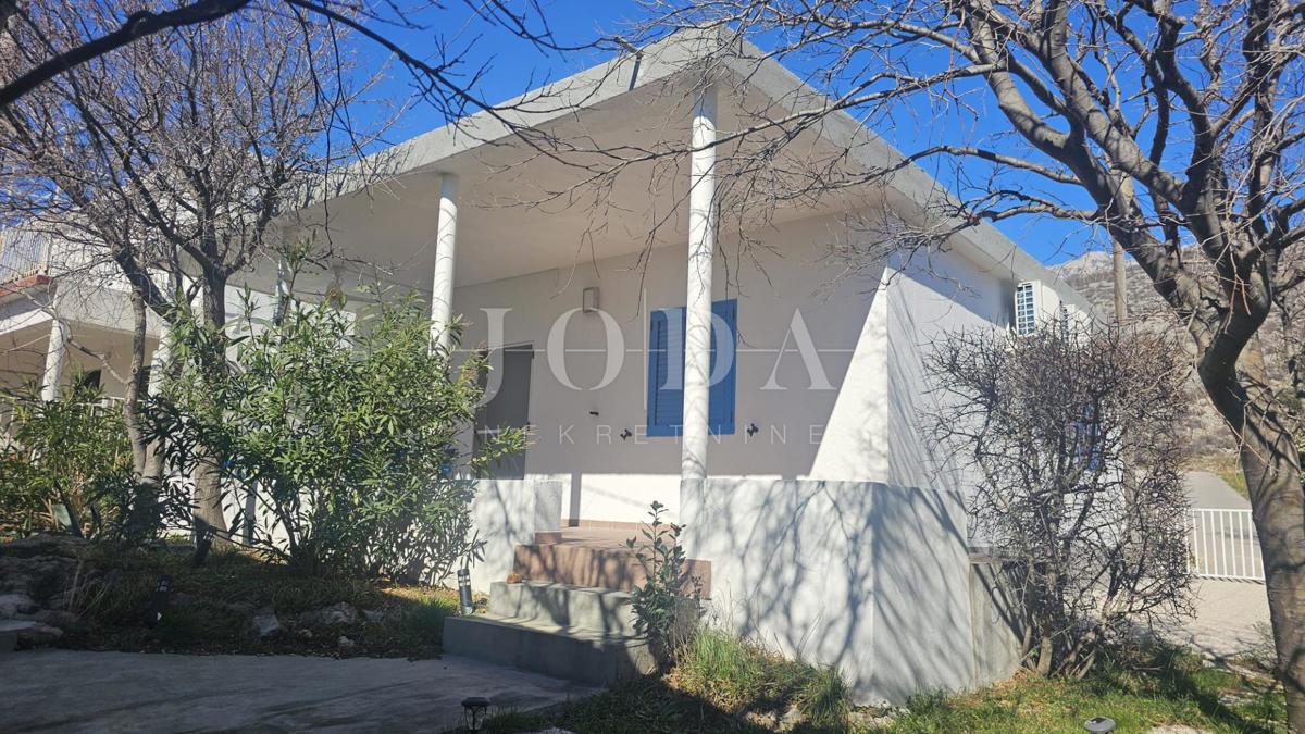 Casa Lukovo Šugarje, Karlobag, 95m2, vicino al mare