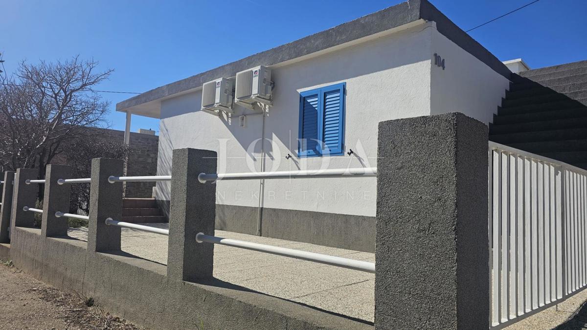 Casa Lukovo Šugarje, Karlobag, 95m2, vicino al mare