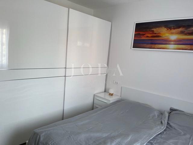 Casa Lukovo Šugarje, Karlobag, 95m2, vicino al mare