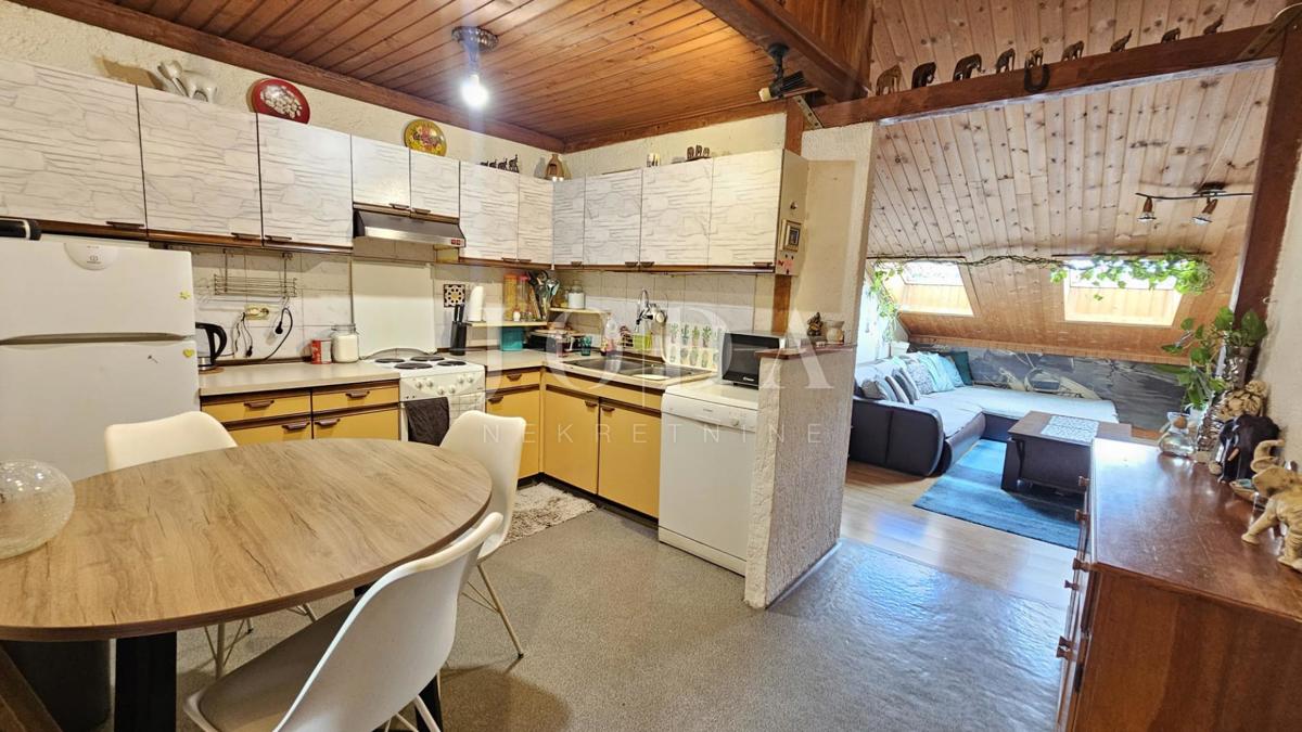 Crikvenica casa 1a fila al mare sul lungomare