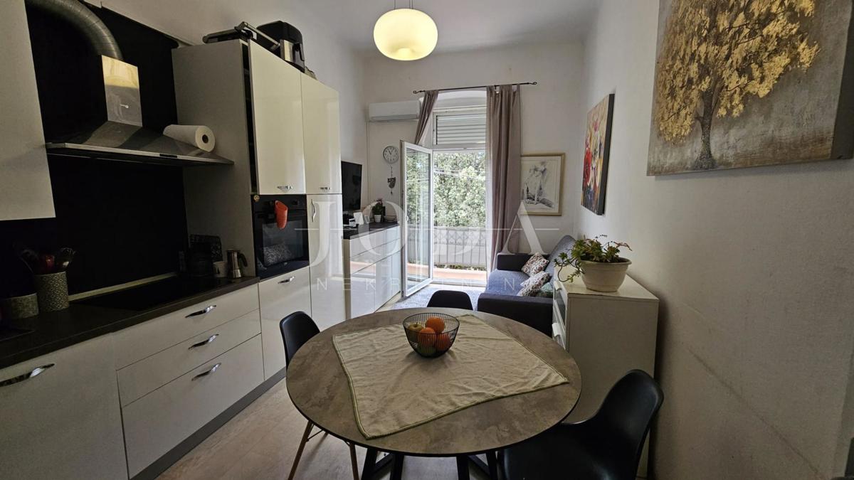 Crikvenica casa 1a fila al mare sul lungomare