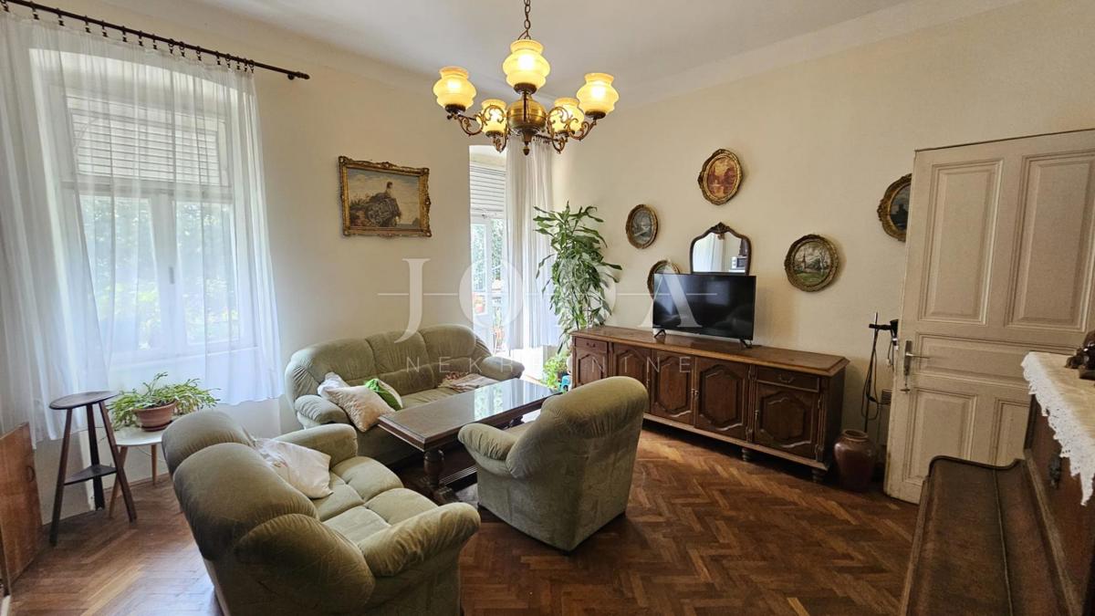 Crikvenica casa 1a fila al mare sul lungomare