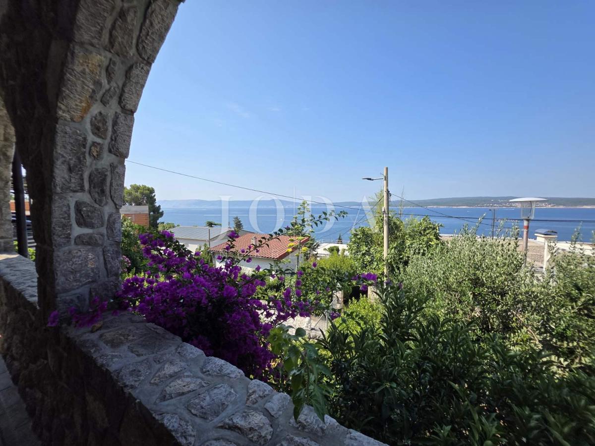 Crikvenica,  Tre unità abitative con giardino