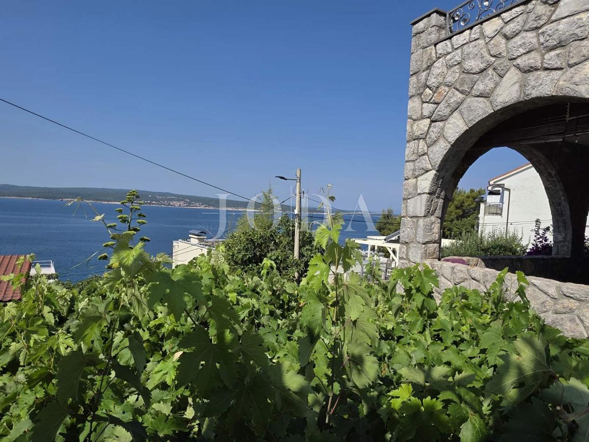 Crikvenica,  Tre unità abitative con giardino