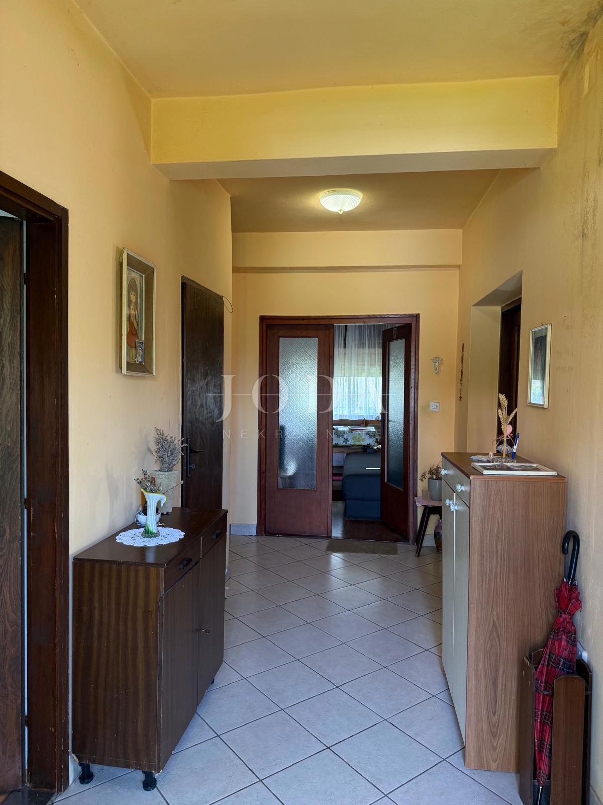 Casa Drenova, Rijeka, 220m2