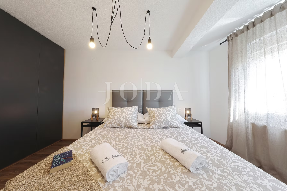 Casa Seline, Starigrad, 377m2