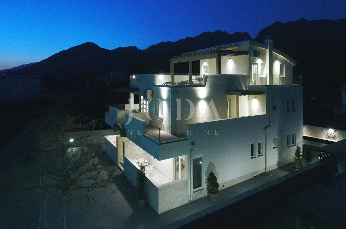 Casa Seline, Starigrad, 377m2