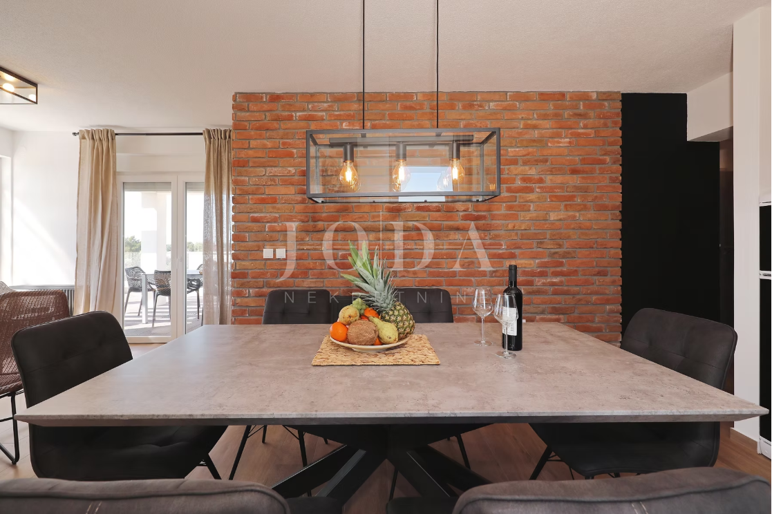 Casa Seline, Starigrad, 377m2