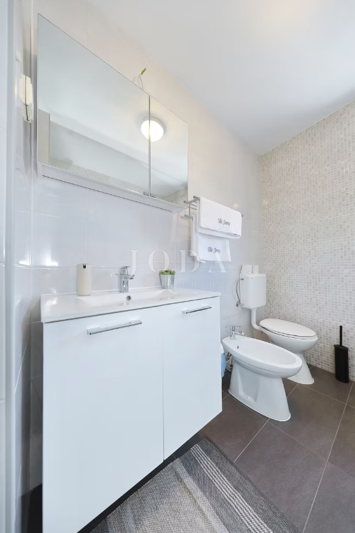 Casa Seline, Starigrad, 377m2