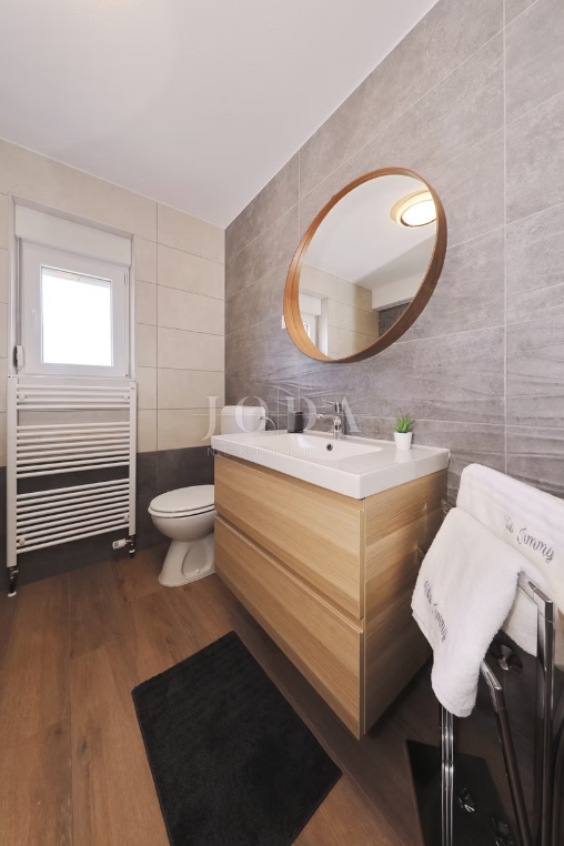 Casa Seline, Starigrad, 377m2