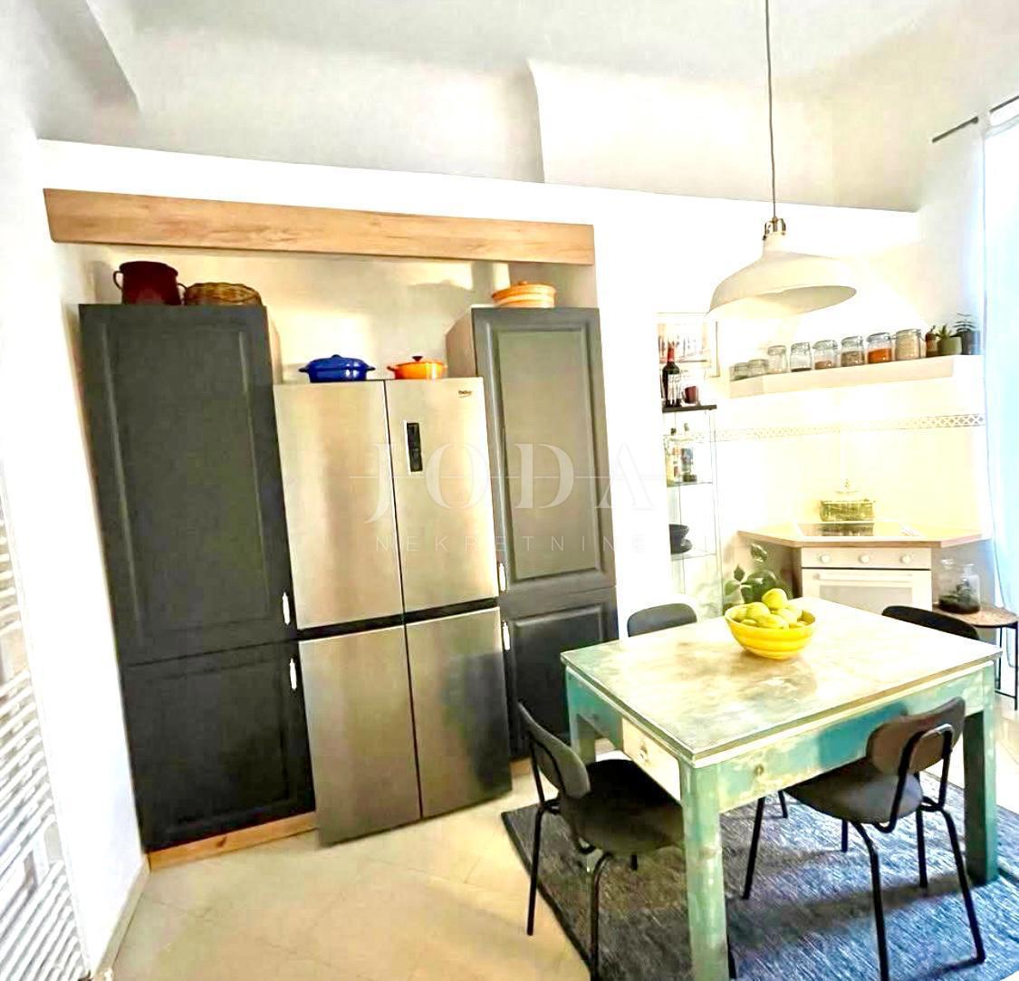 Allogio Stari Grad, Rijeka, 145m2