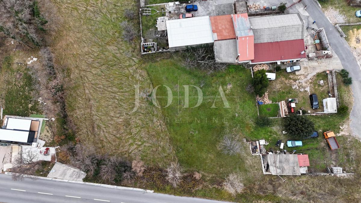 Bribir, terreno edificabile in una posizione ricercata