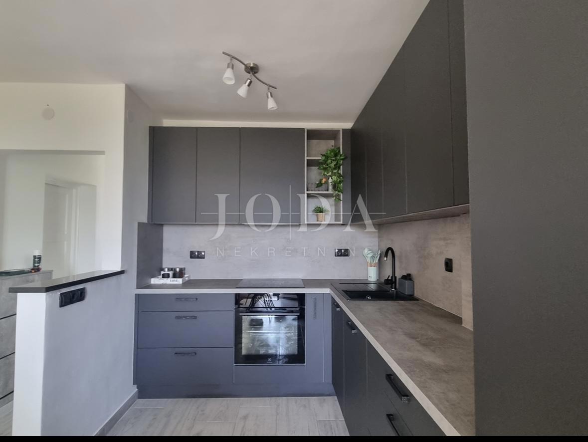 Allogio Novi Vinodolski, 50,75m2