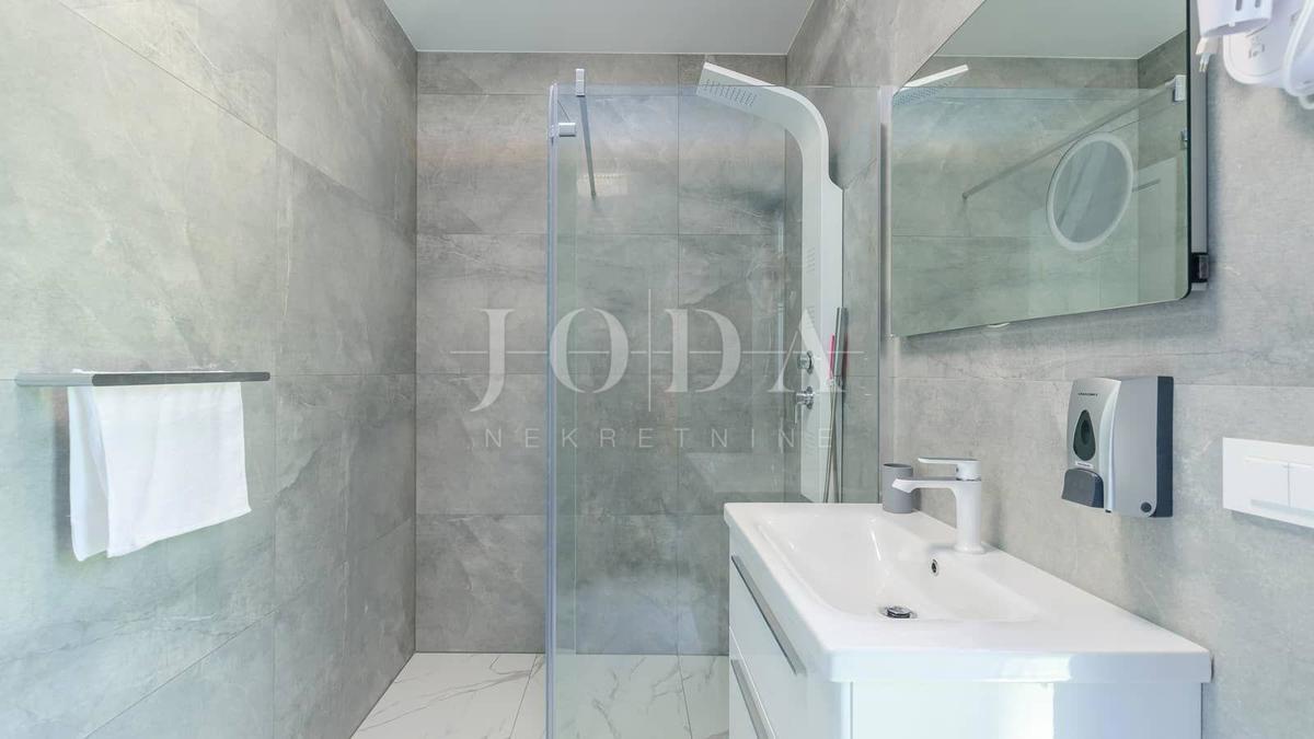 Casa Svetvinčenat, 243m2