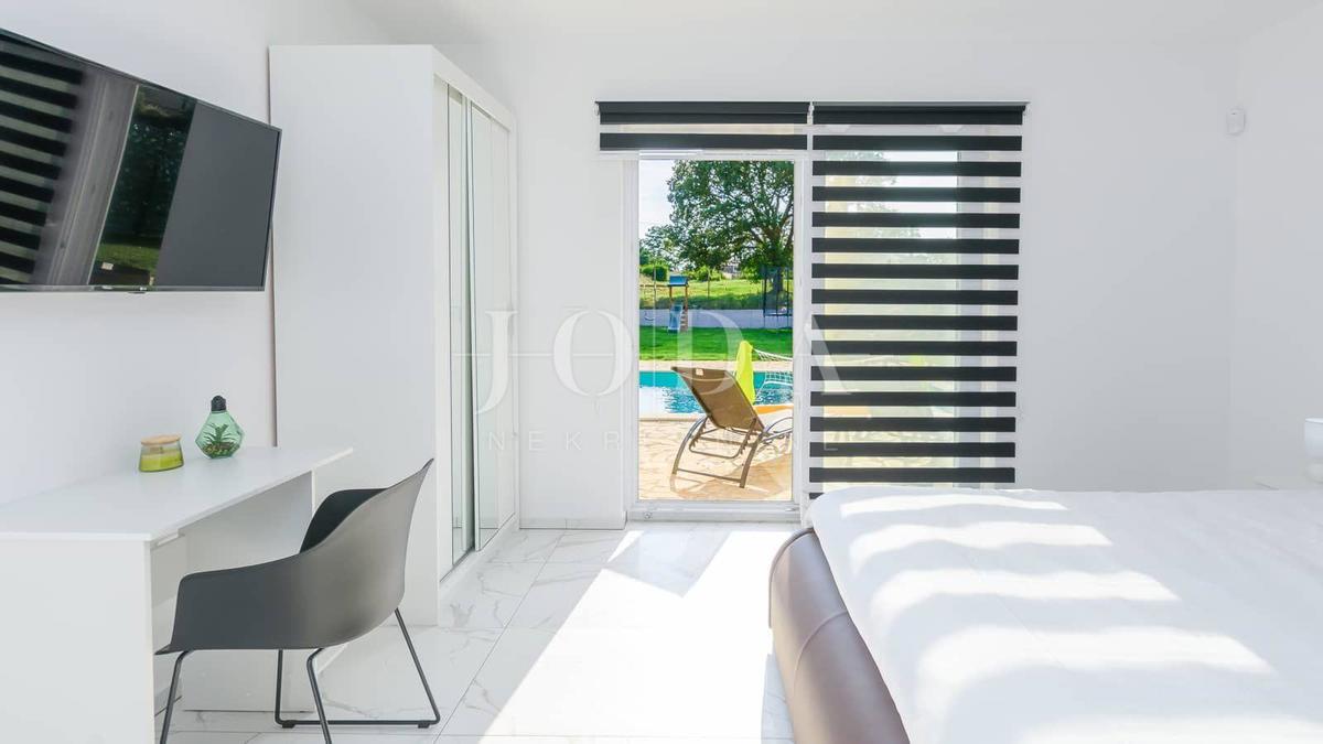 Casa Svetvinčenat, 243m2