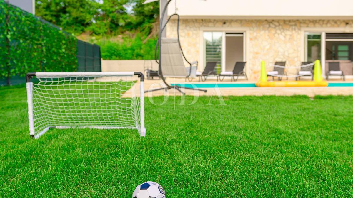 Casa Svetvinčenat, 243m2