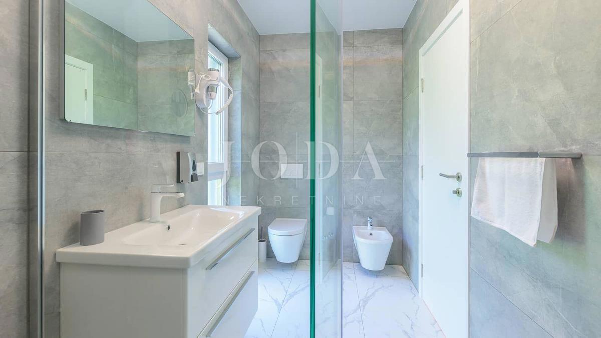 Casa Svetvinčenat, 243m2