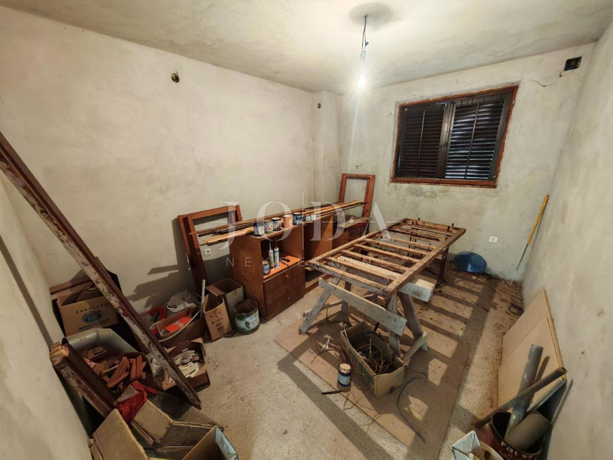 Casa a 100 metri dal mare con 6 unità abitative