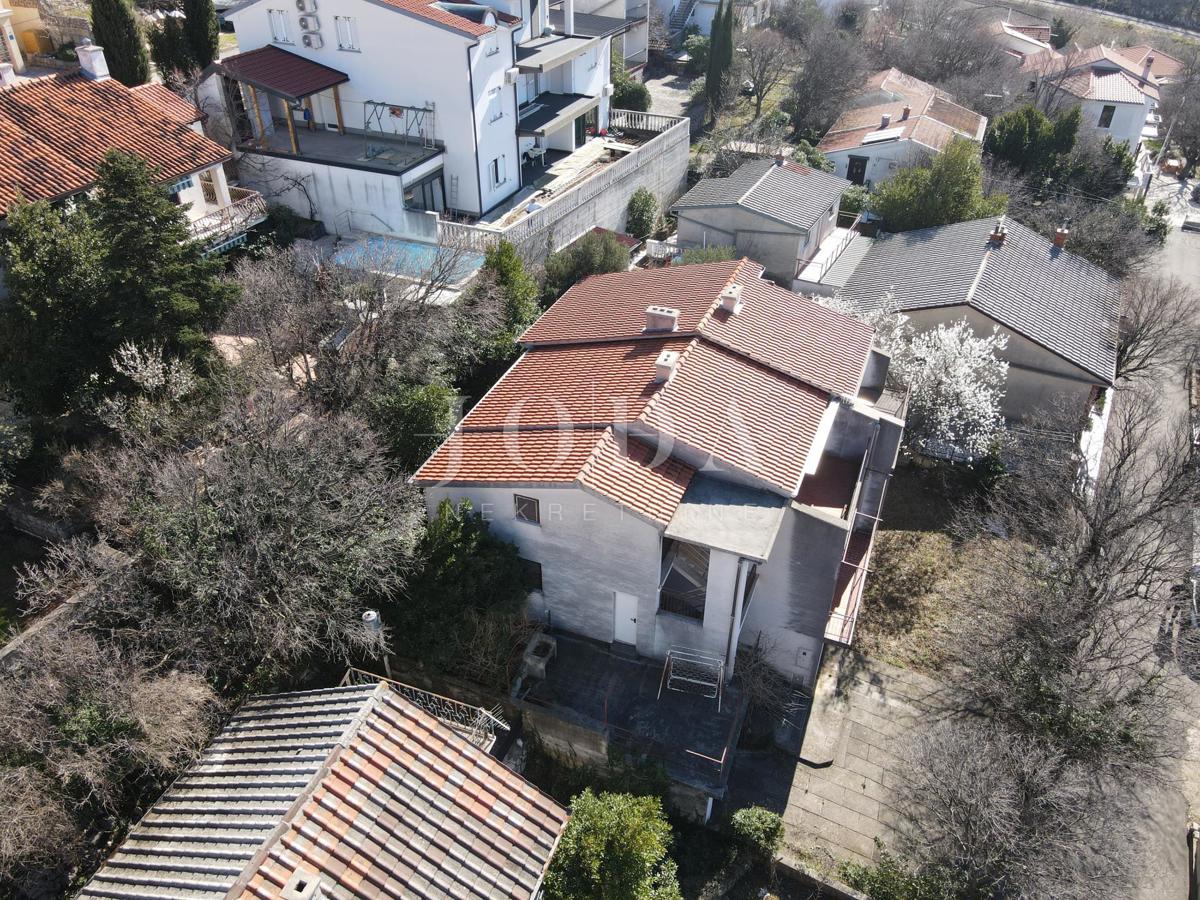 Casa a 100 metri dal mare con 6 unità abitative