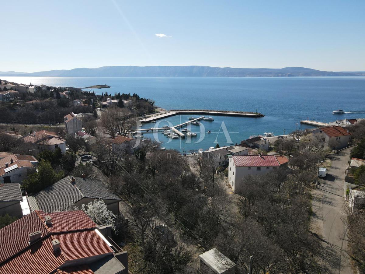 Casa a 100 metri dal mare con 6 unità abitative