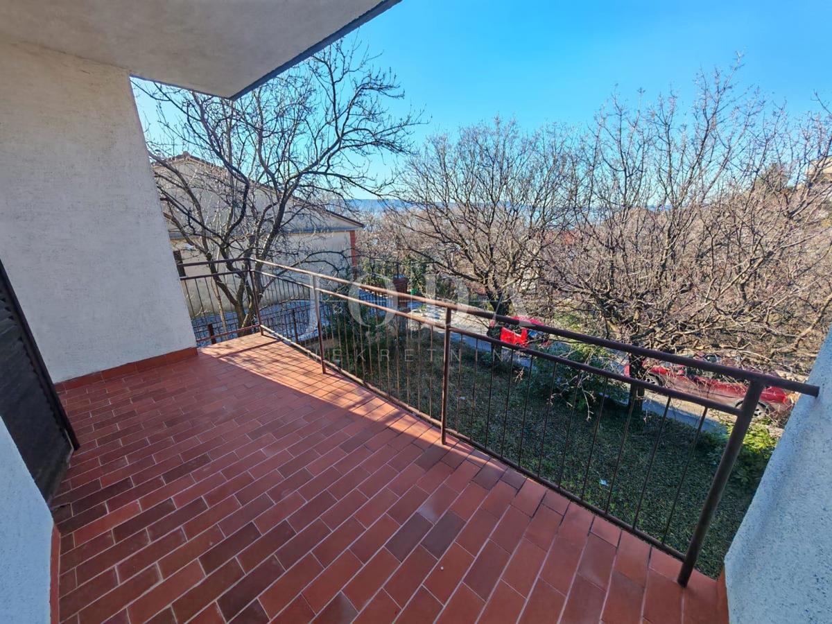 Casa a 100 metri dal mare con 6 unità abitative