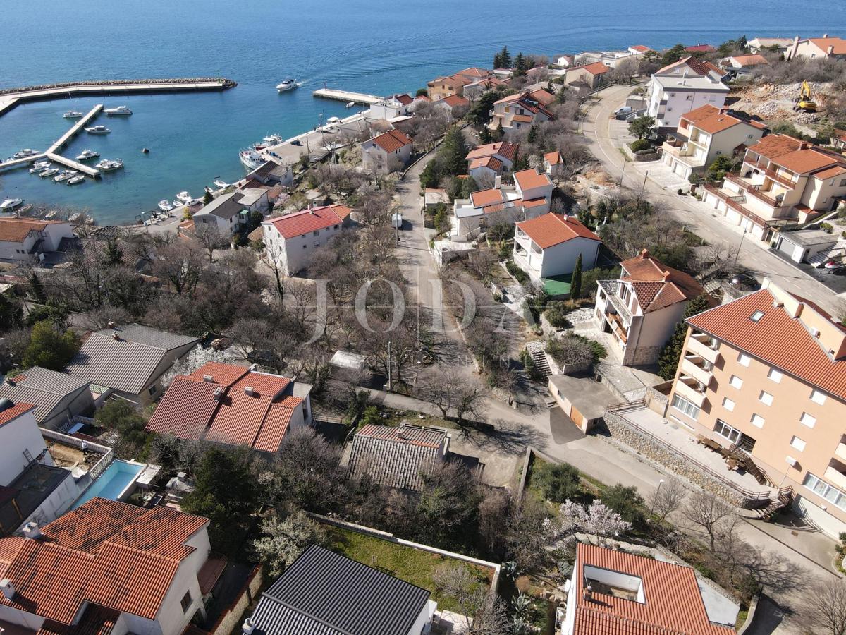 Casa a 100 metri dal mare con 6 unità abitative