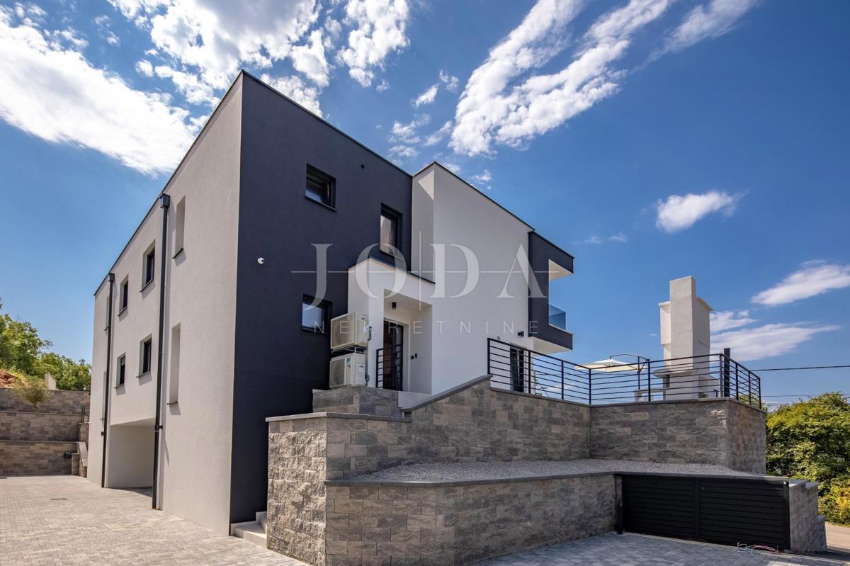 Casa Kostrena, 490m2