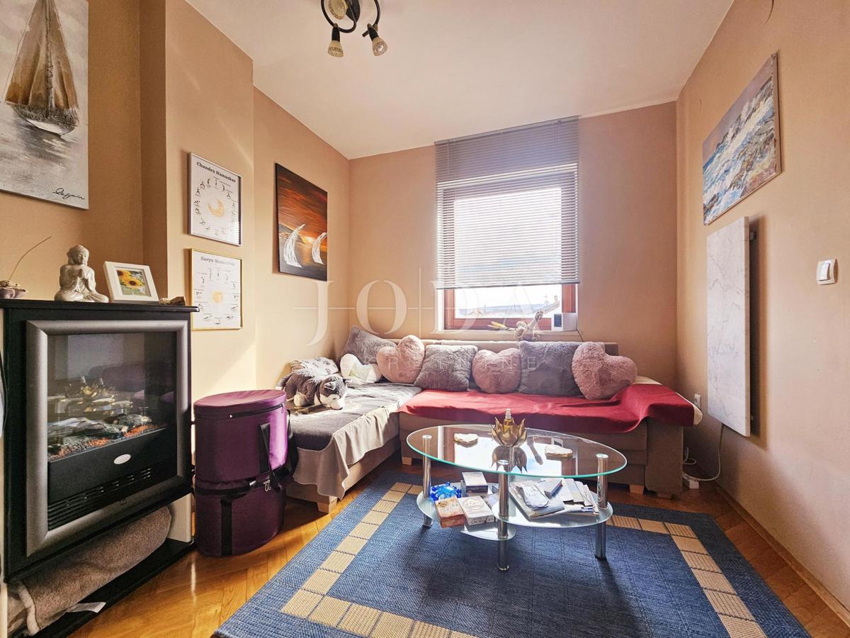 Malinska – appartamento con vista mare, posizione tranquilla