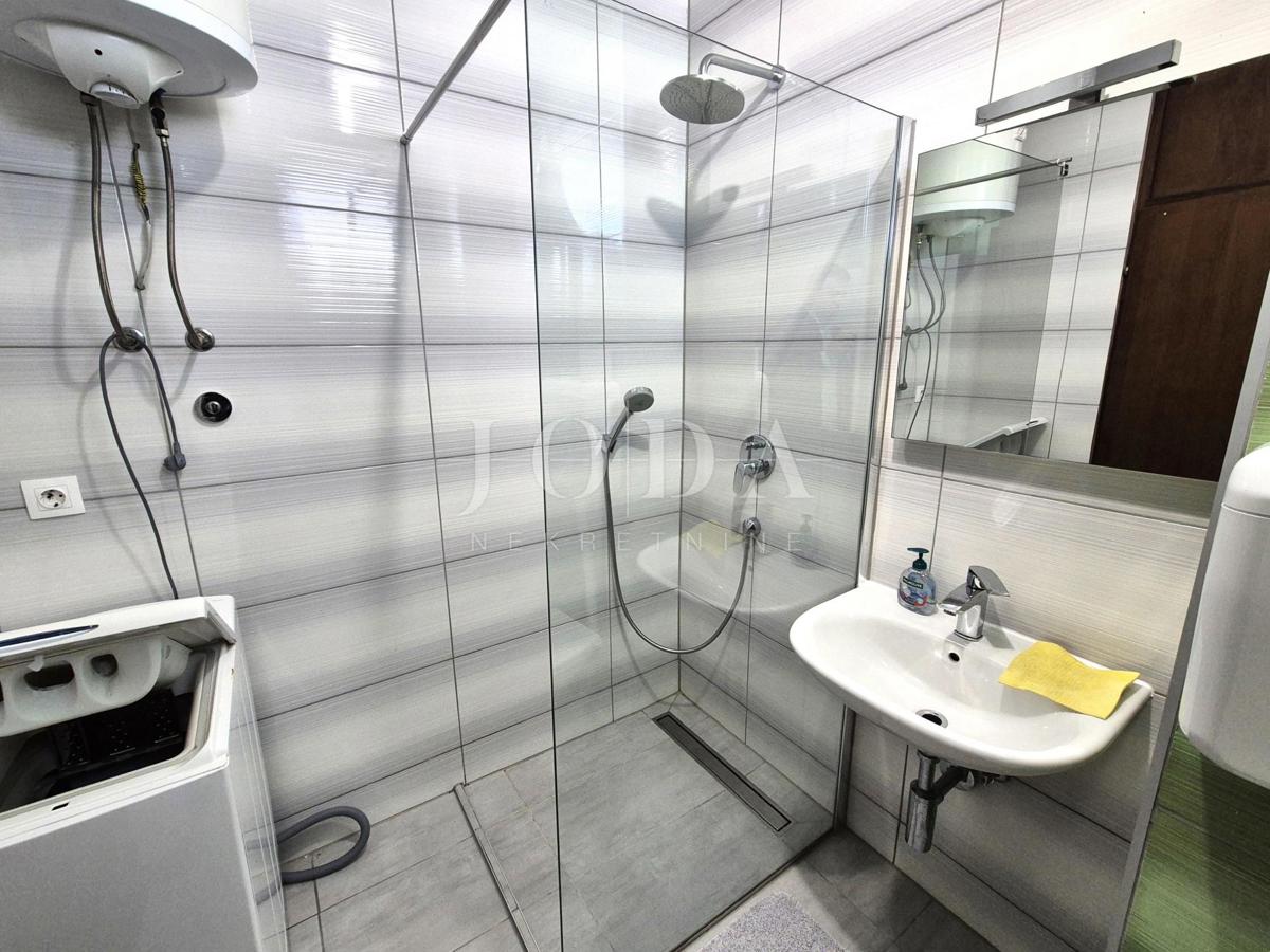 Njivice - Kijac, appartamento con una camera da letto