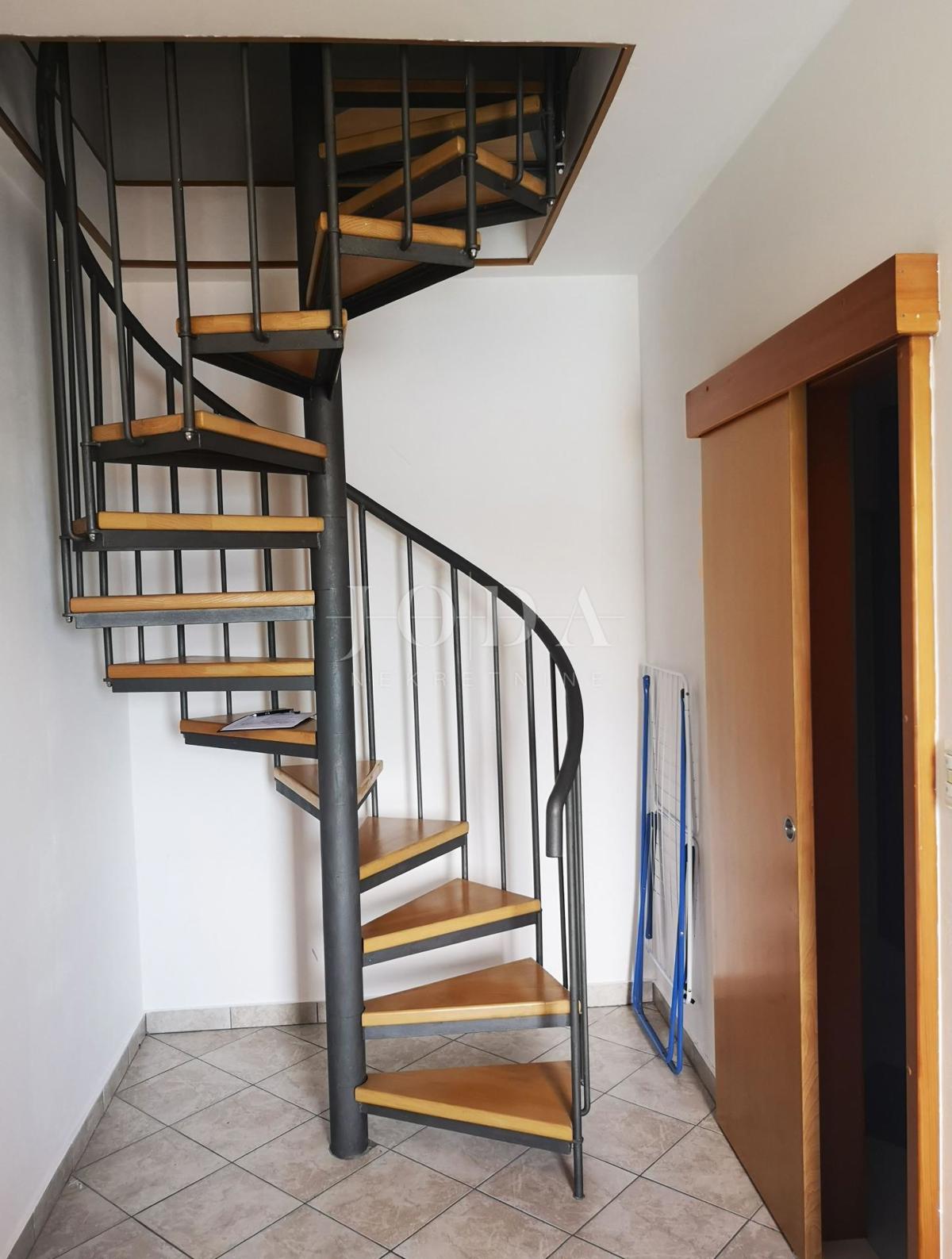 Casa Rabac, Labin, 59,85m2