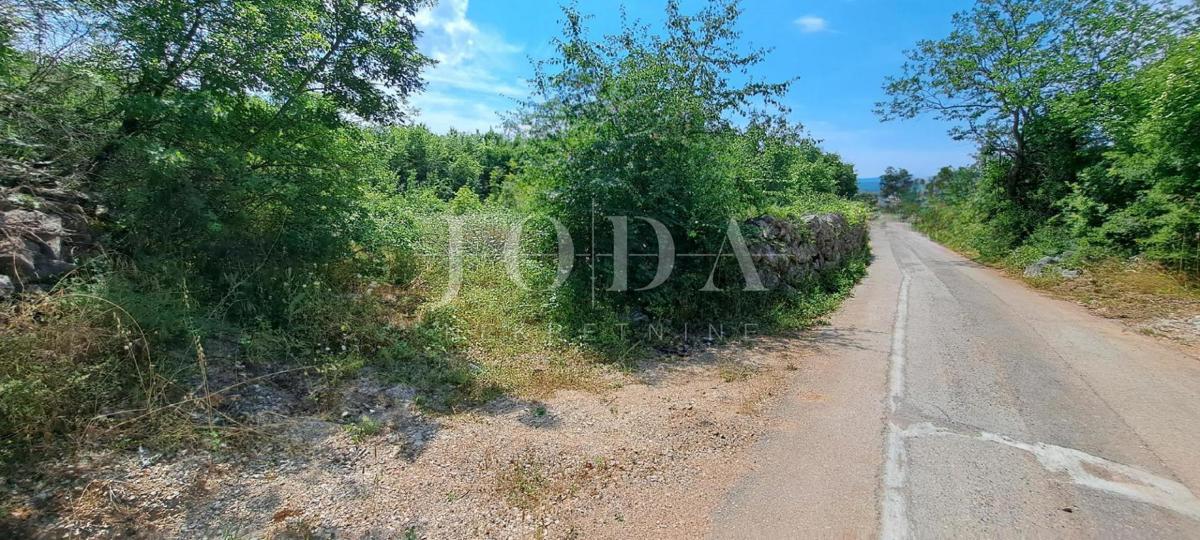 Terreno edificabile con vista mare, vicino a Malinska