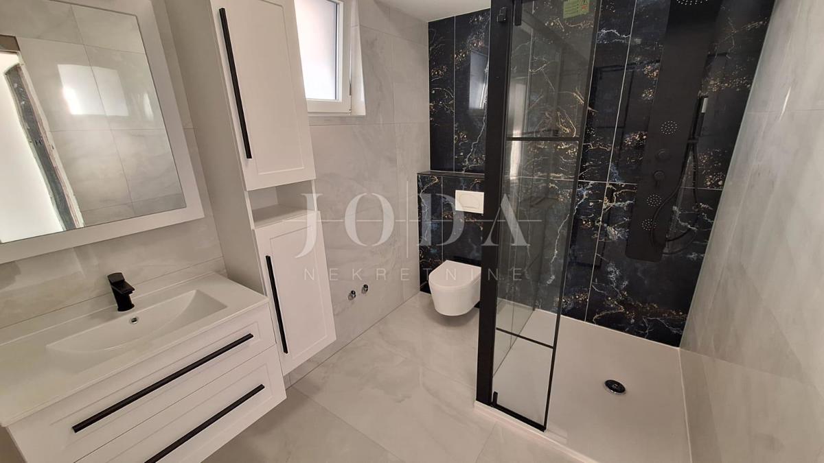 L'isola di Krk - villa con una bellissima vista e piscina