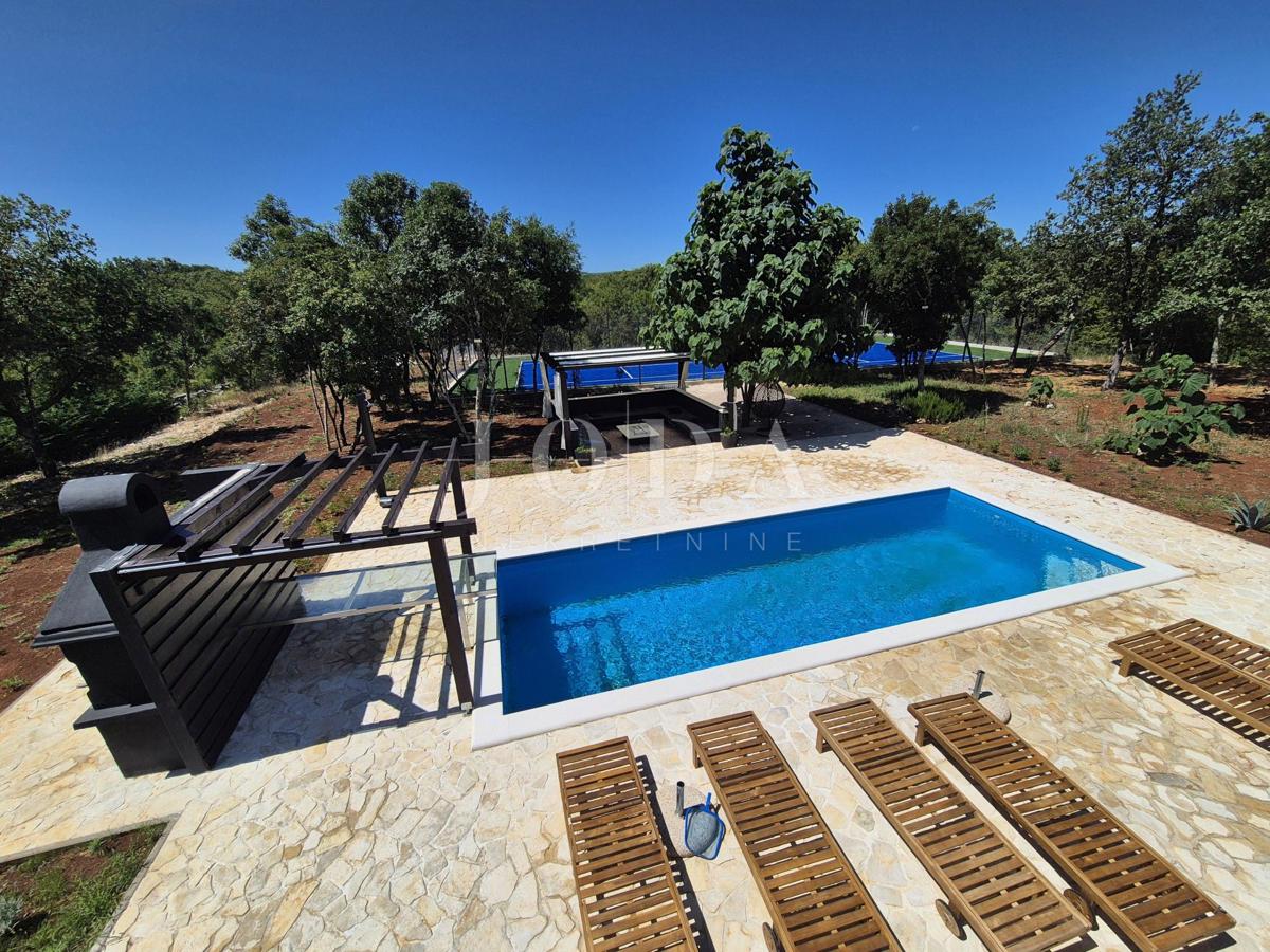 House with a pool under renovation, island of Krk