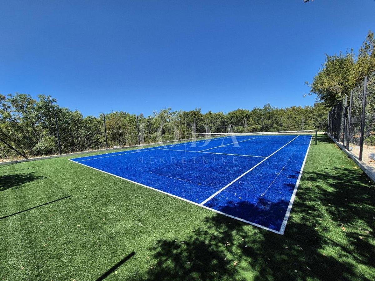 House with a pool under renovation, island of Krk