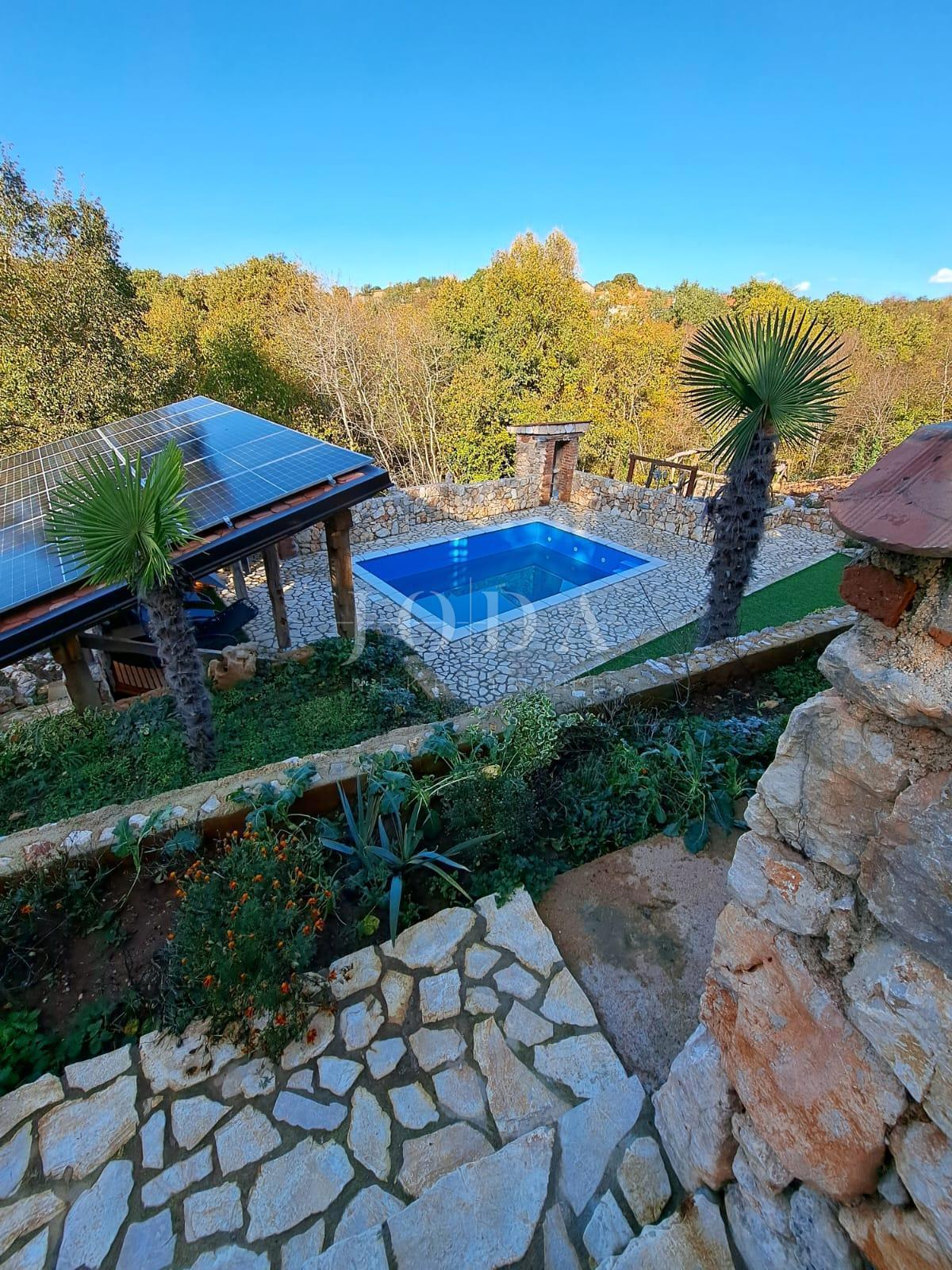 Detached house with heated pool, Dobrinj area - island of Krk