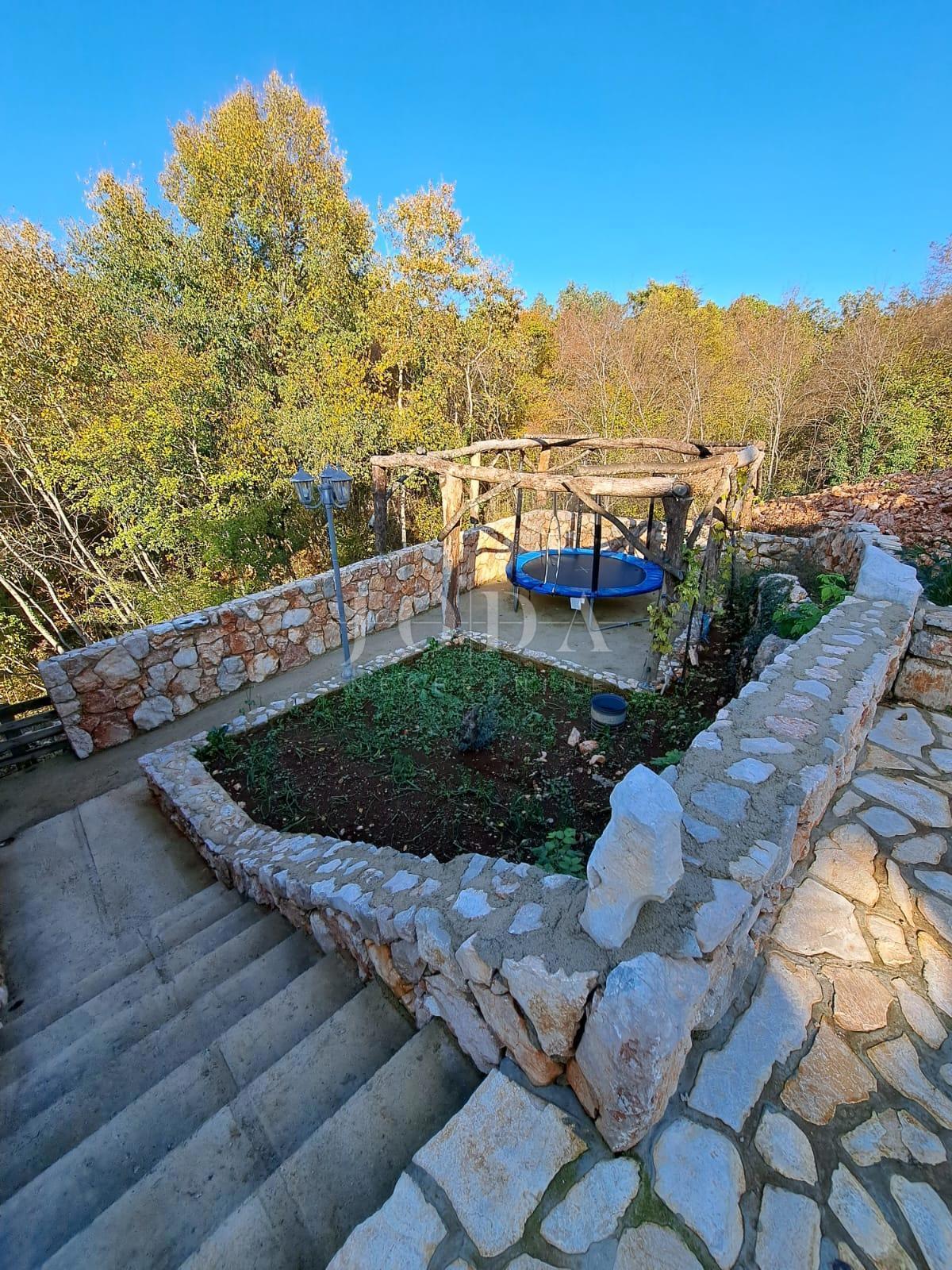 Detached house with heated pool, Dobrinj area - island of Krk