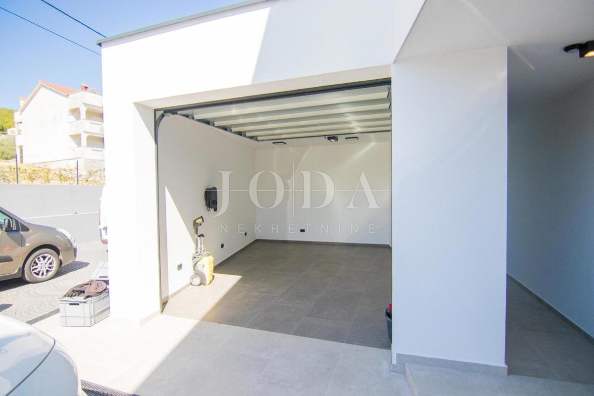 Nuova casa moderna - dintorni della citta di Krk